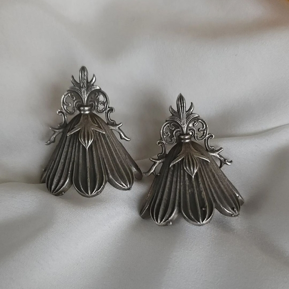 NIKETAM Jewelry - EARRINGS